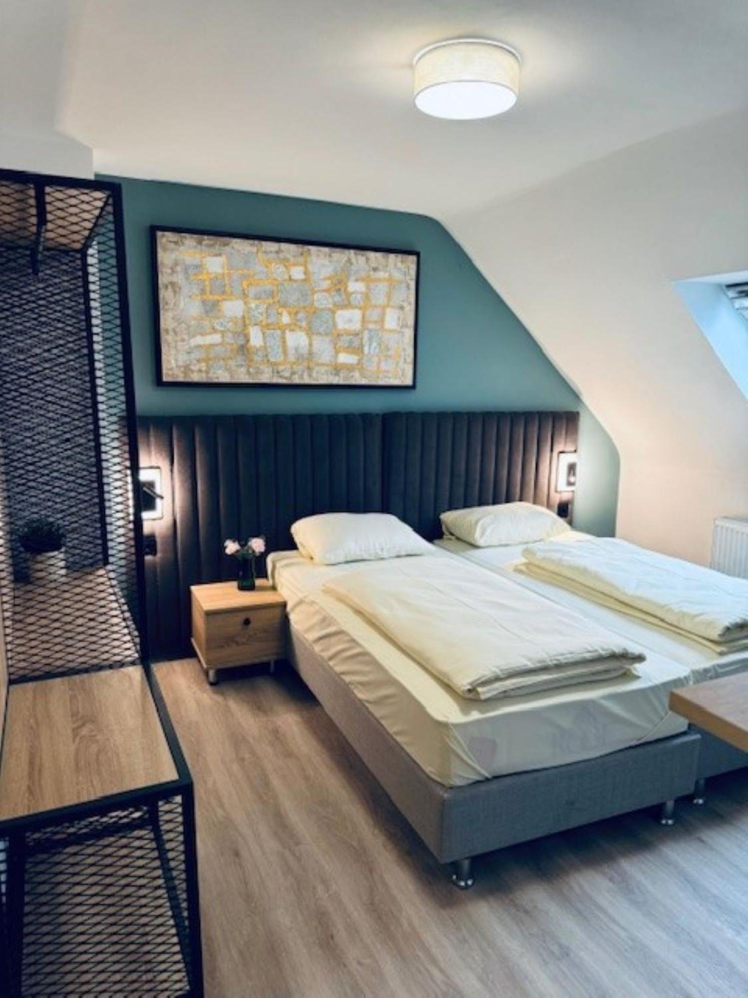 Hotel Charlton 3*